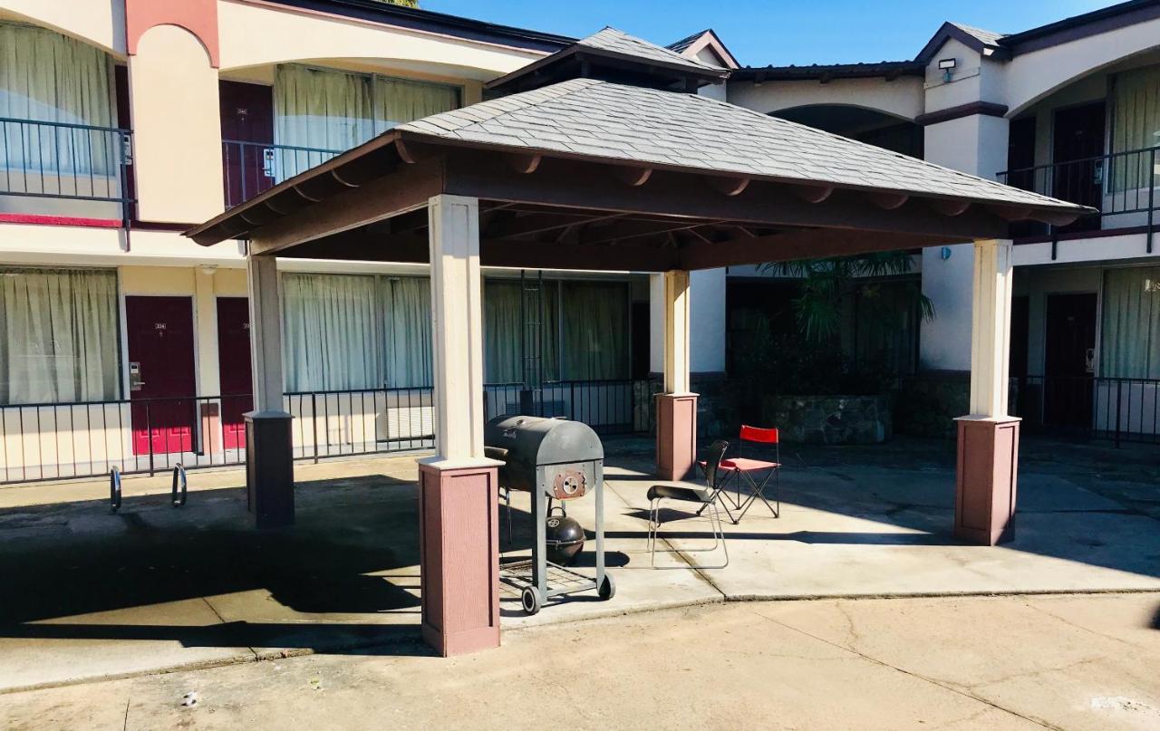 Executive Inn Texarkana Exteriör bild