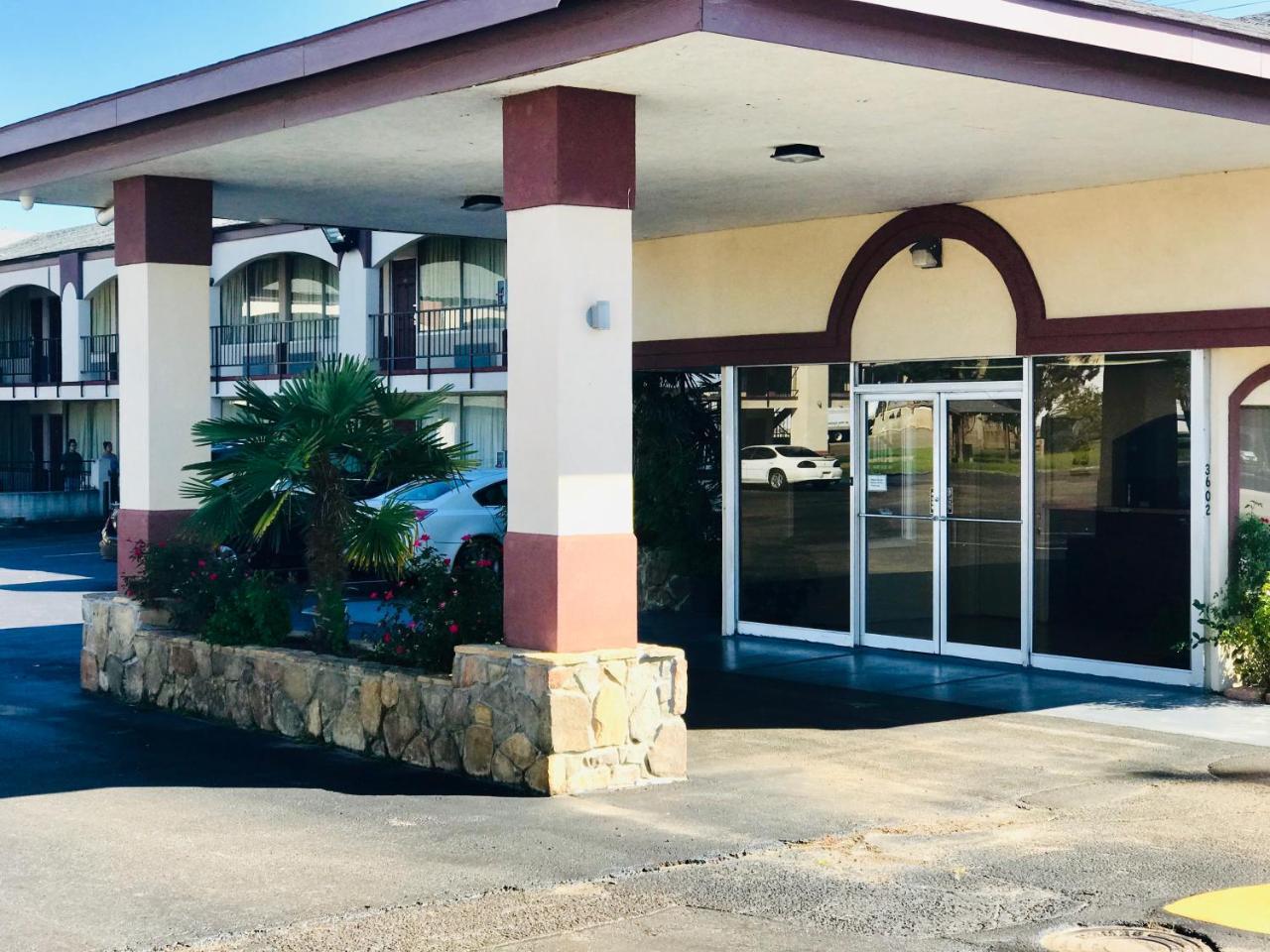 Executive Inn Texarkana Exteriör bild